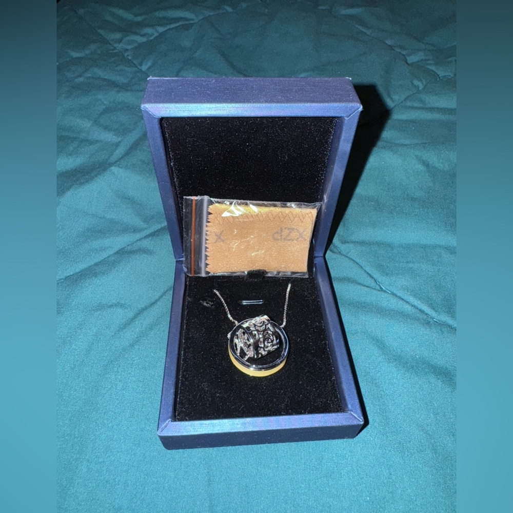 Beautiful barrel necklace